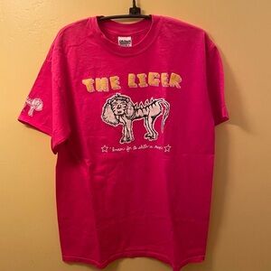 liger hot pink tee shirt!